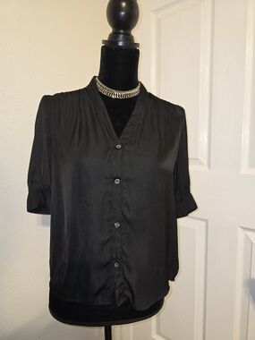 Premise Black Short-Sleeve Button-Down Blouse